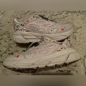 Embroidered hoka flowered sneakers size 8